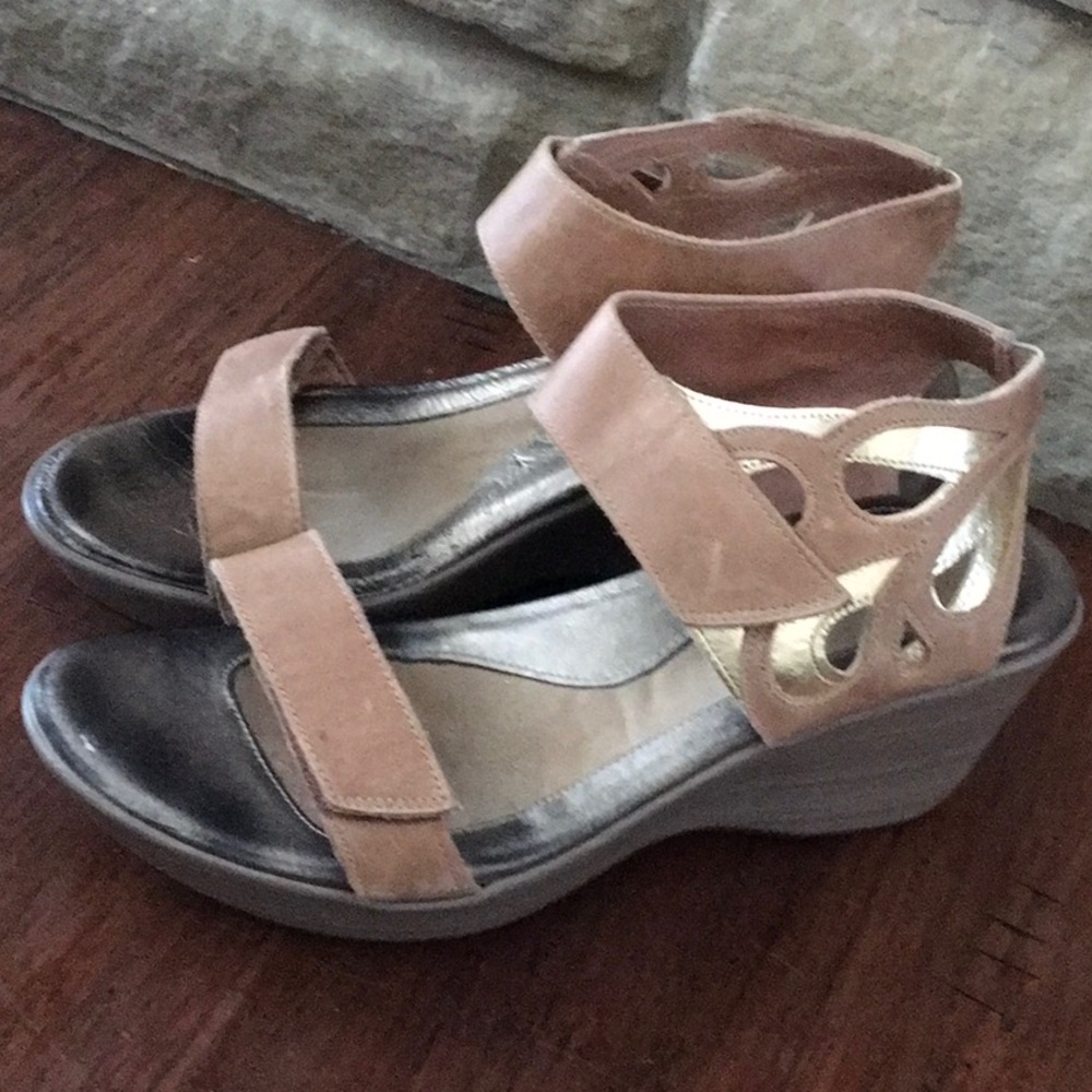 NAOT Sandals Lite Brown Gold Leather